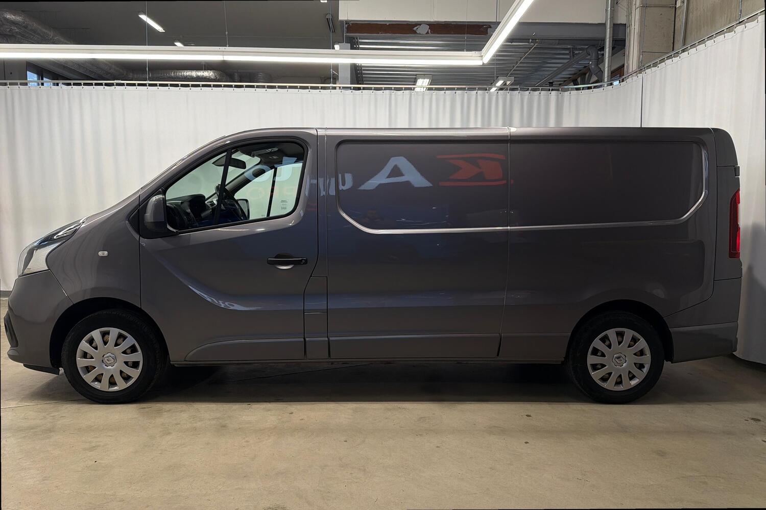 Renault Trafic vaihtoauto