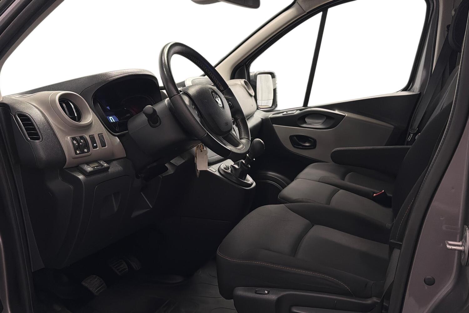 Renault Trafic vaihtoauto
