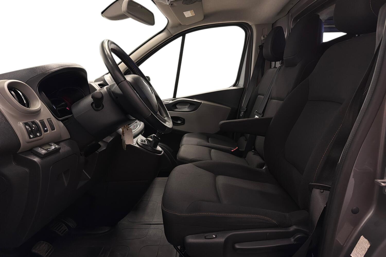 Renault Trafic vaihtoauto