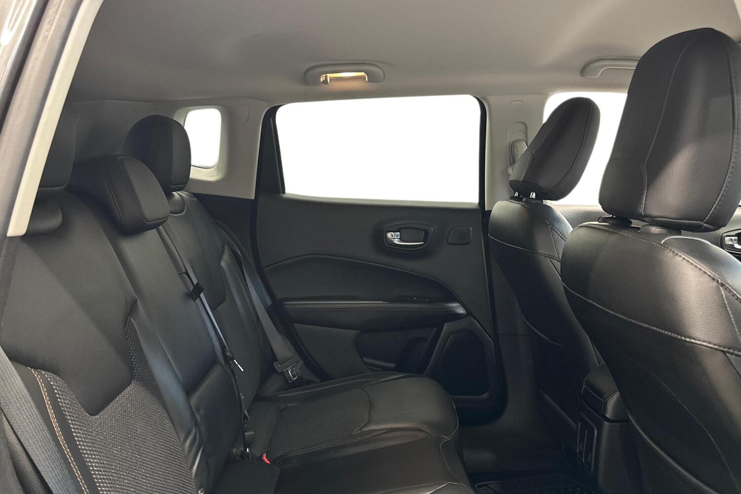 Jeep Compass vaihtoauto