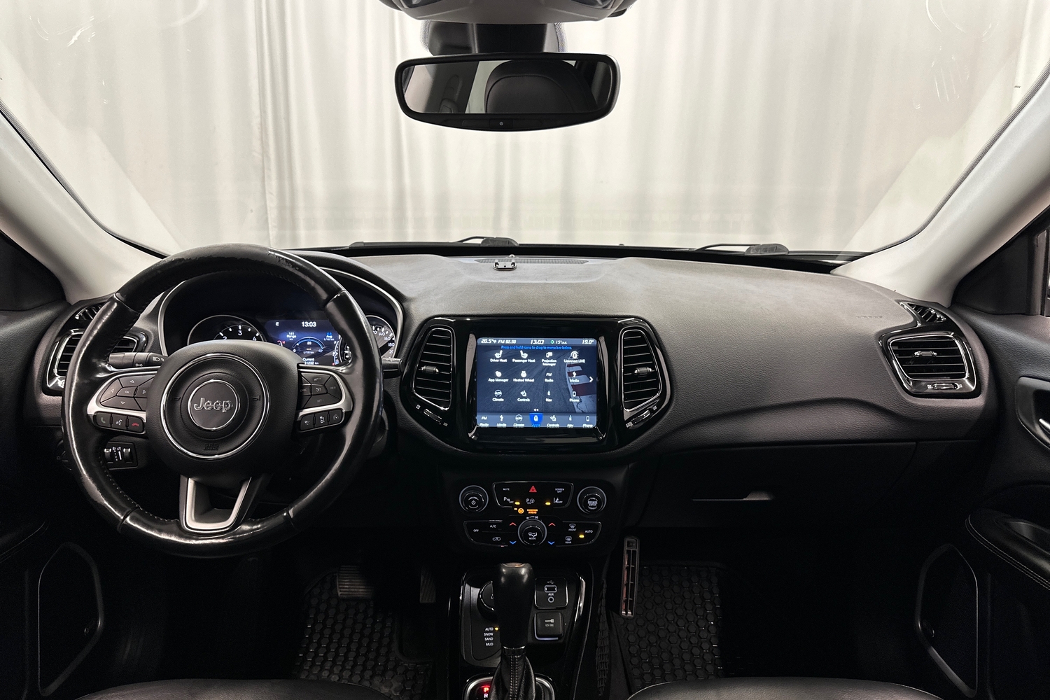 Jeep Compass vaihtoauto