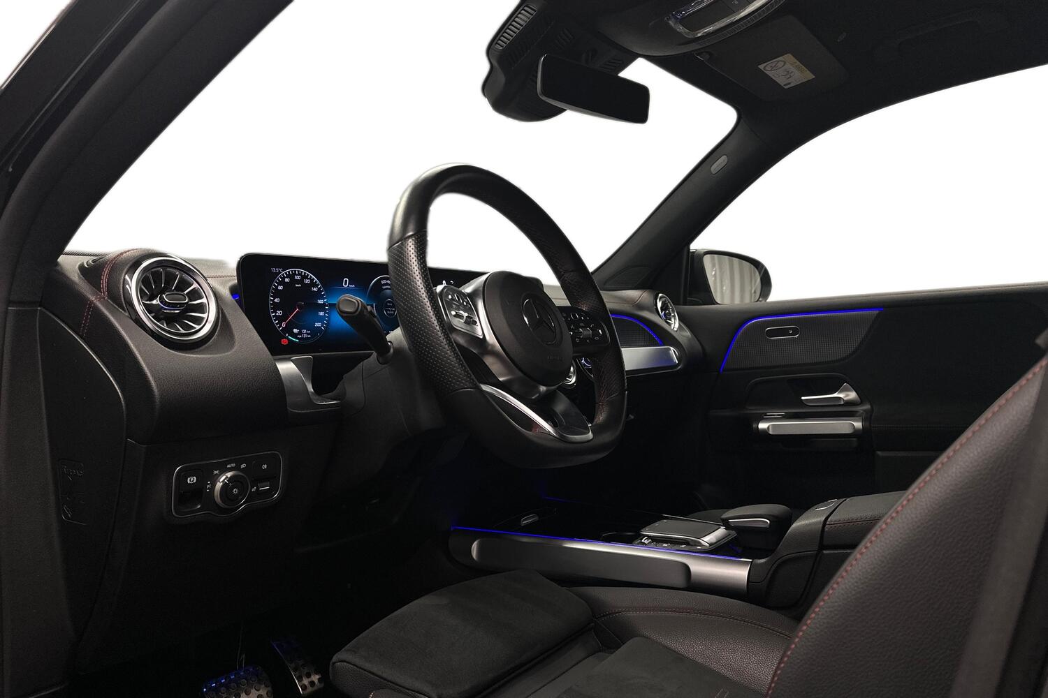 Mercedes-Benz EQB vaihtoauto