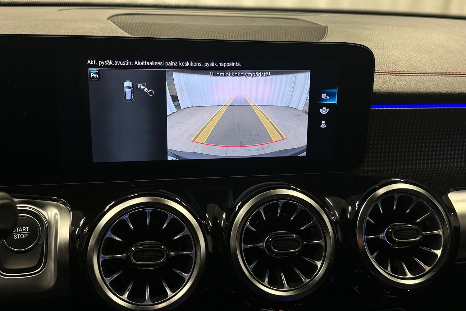 Mercedes-Benz EQB vaihtoauto