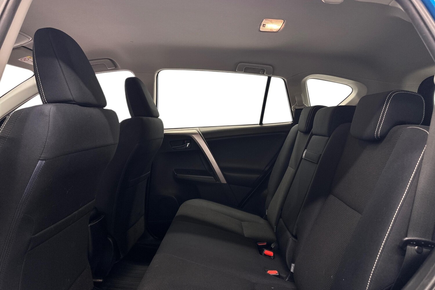 Toyota RAV4 vaihtoauto