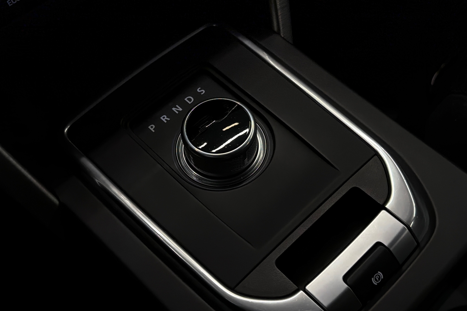 Land Rover Discovery vaihtoauto