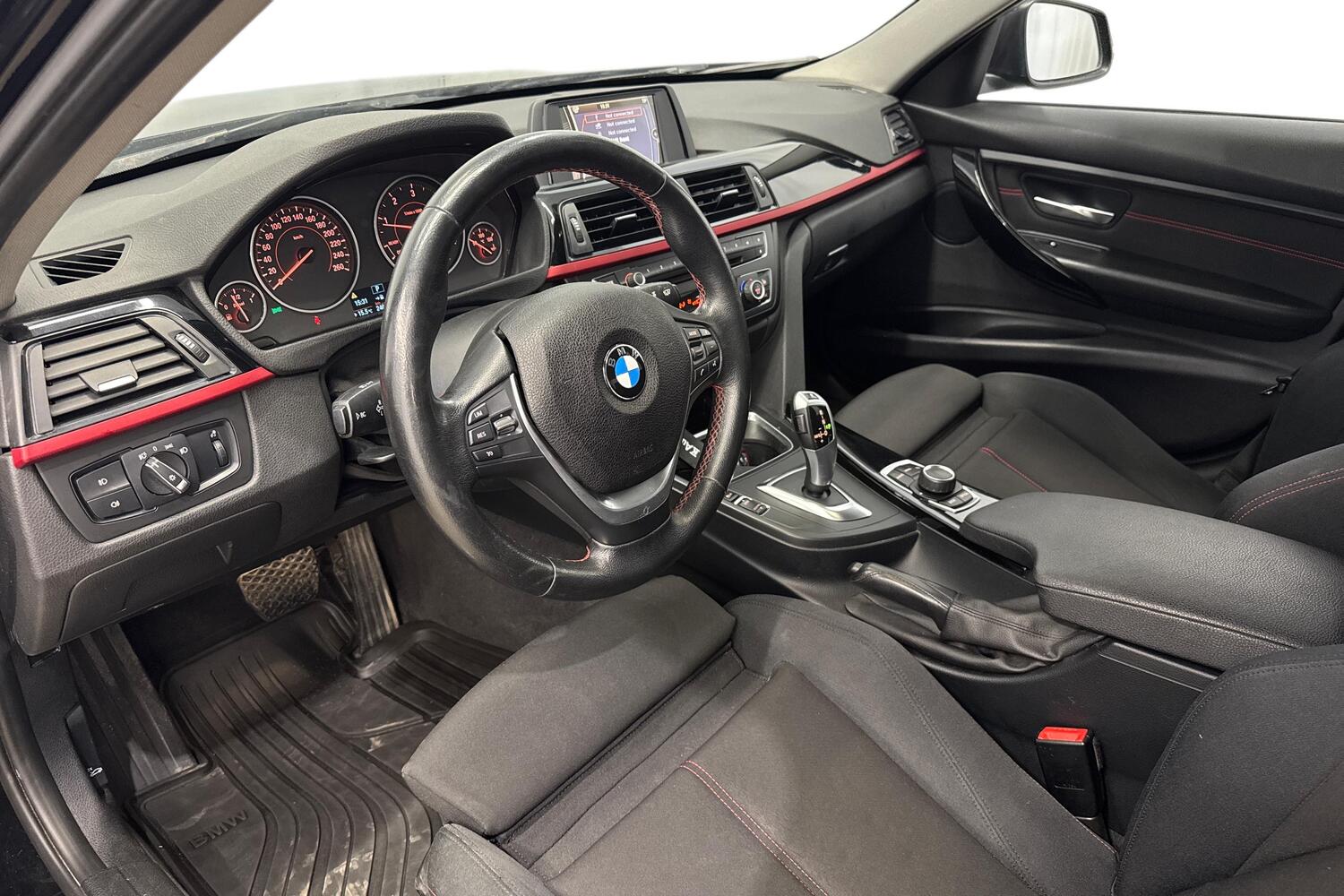 BMW 320 vaihtoauto