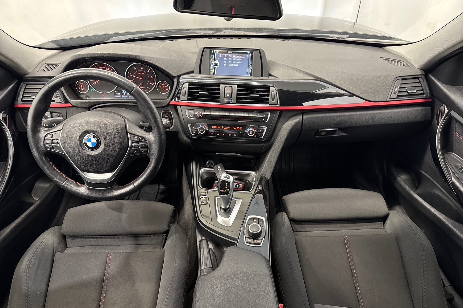 BMW 320 vaihtoauto