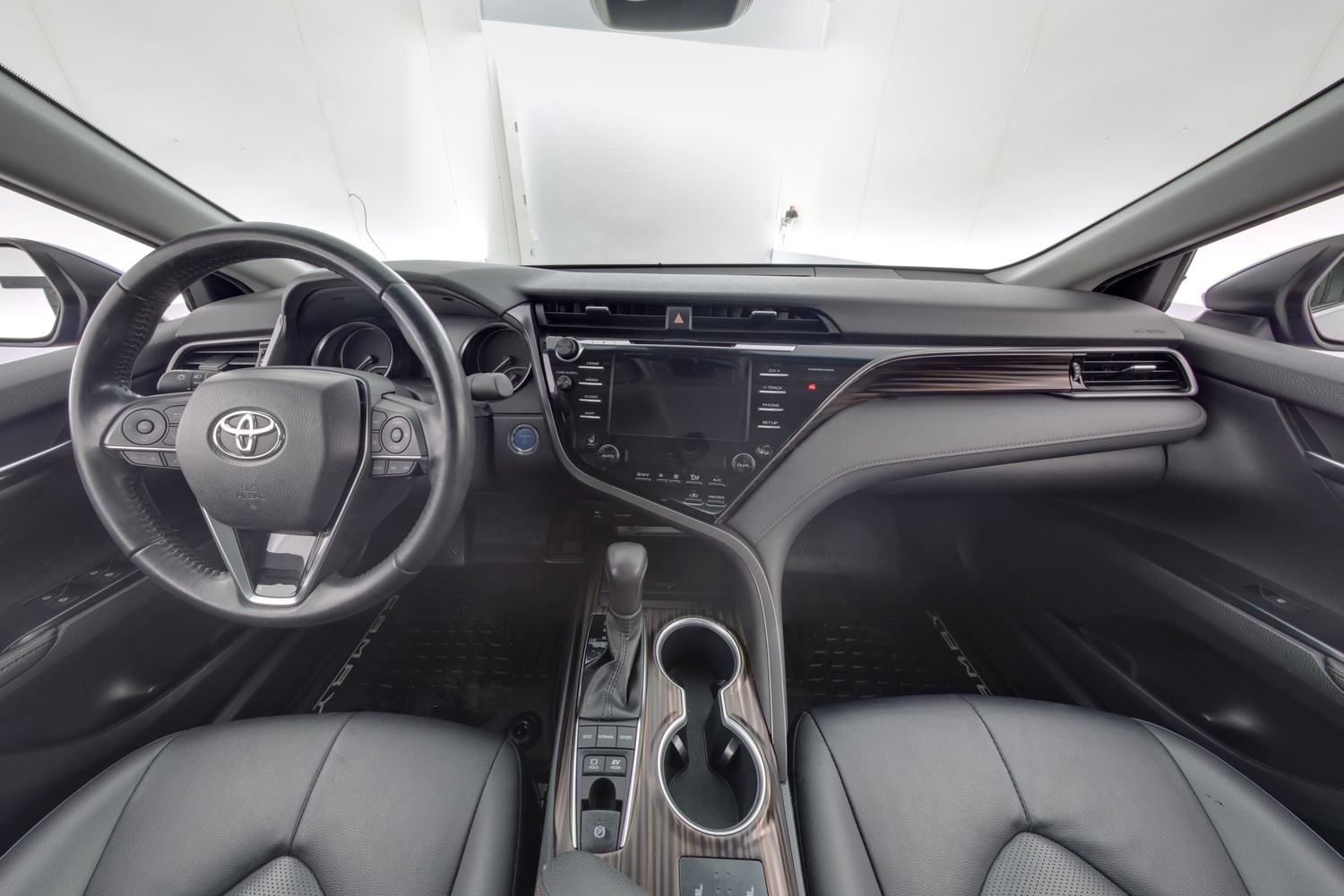 Toyota Camry vaihtoauto