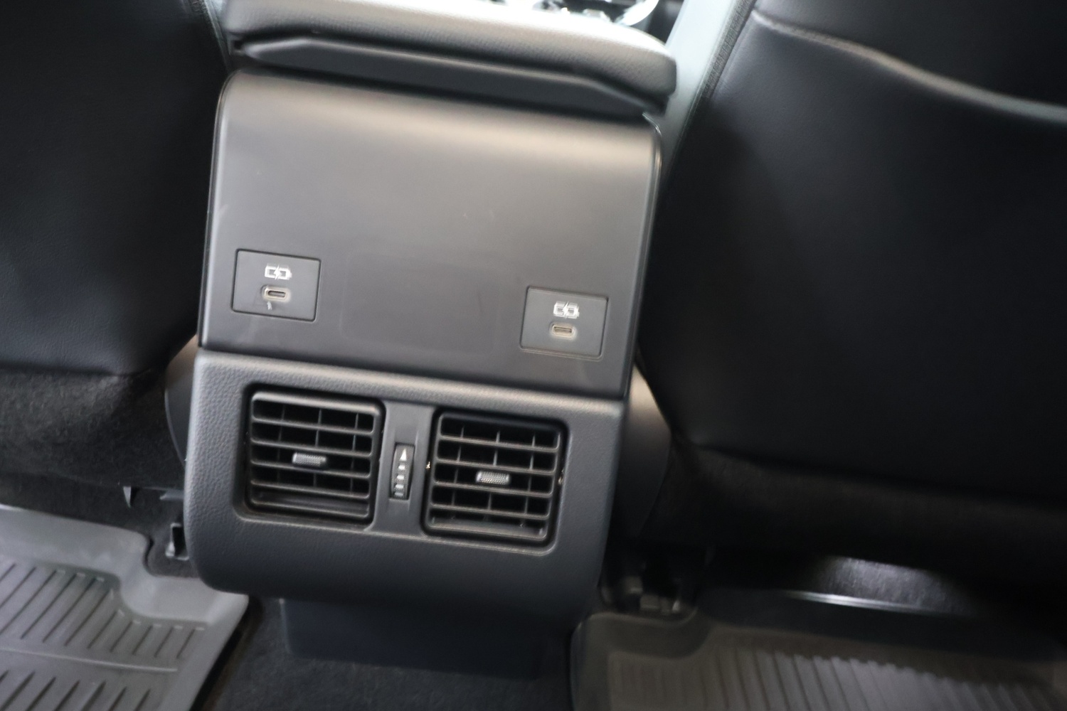 Toyota bZ4X vaihtoauto