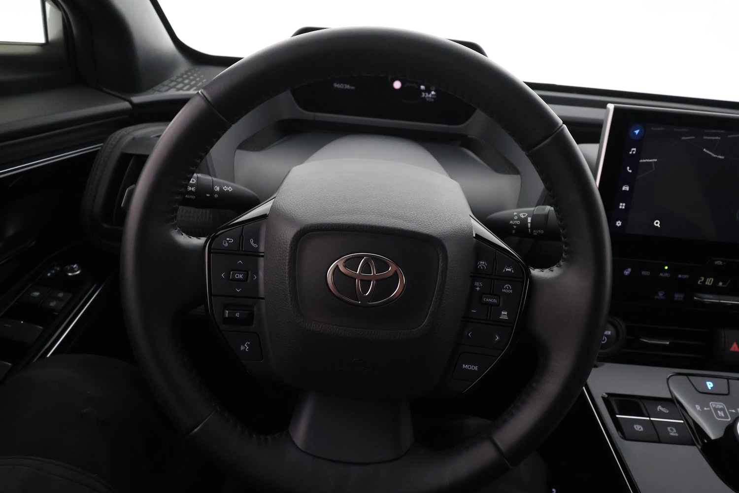 Toyota bZ4X vaihtoauto