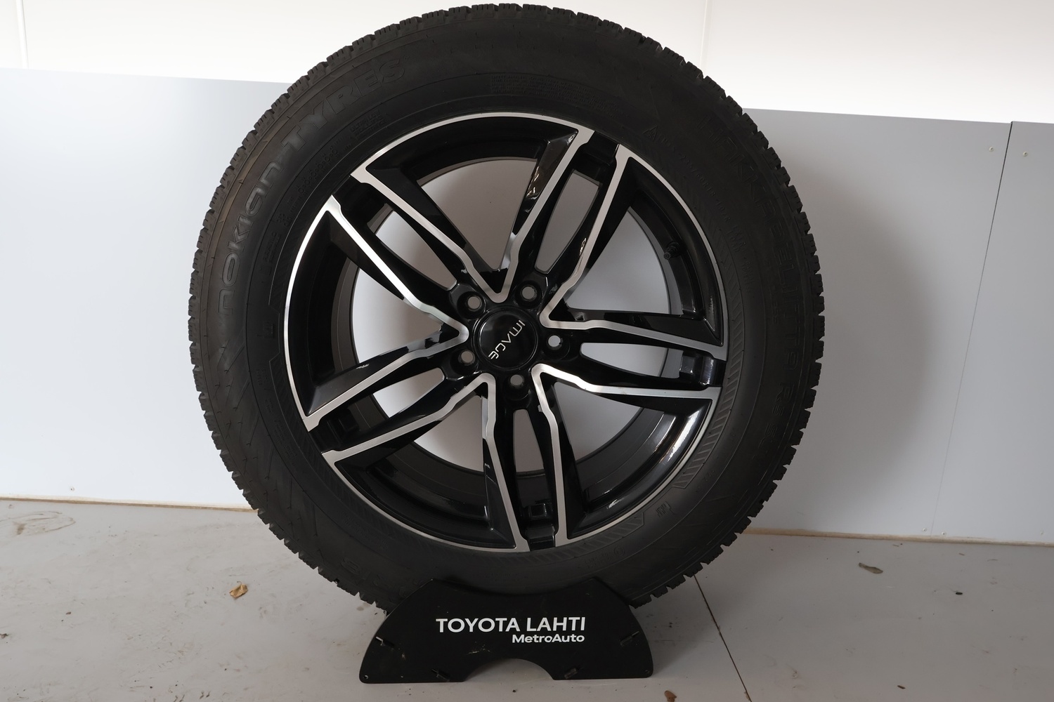 Toyota bZ4X vaihtoauto