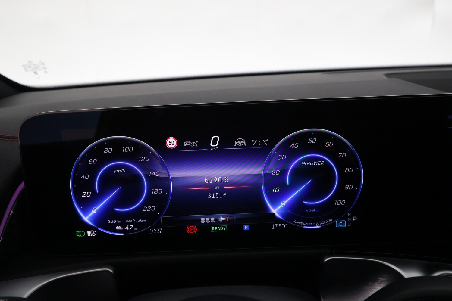 Mercedes-Benz EQB vaihtoauto