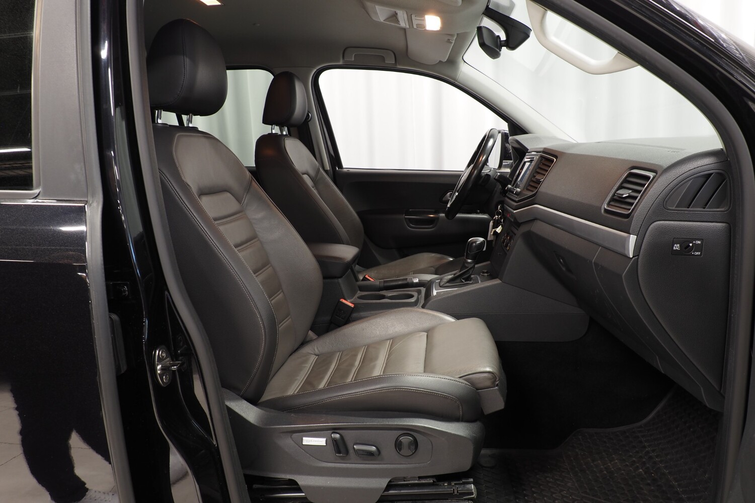 Volkswagen Amarok vaihtoauto