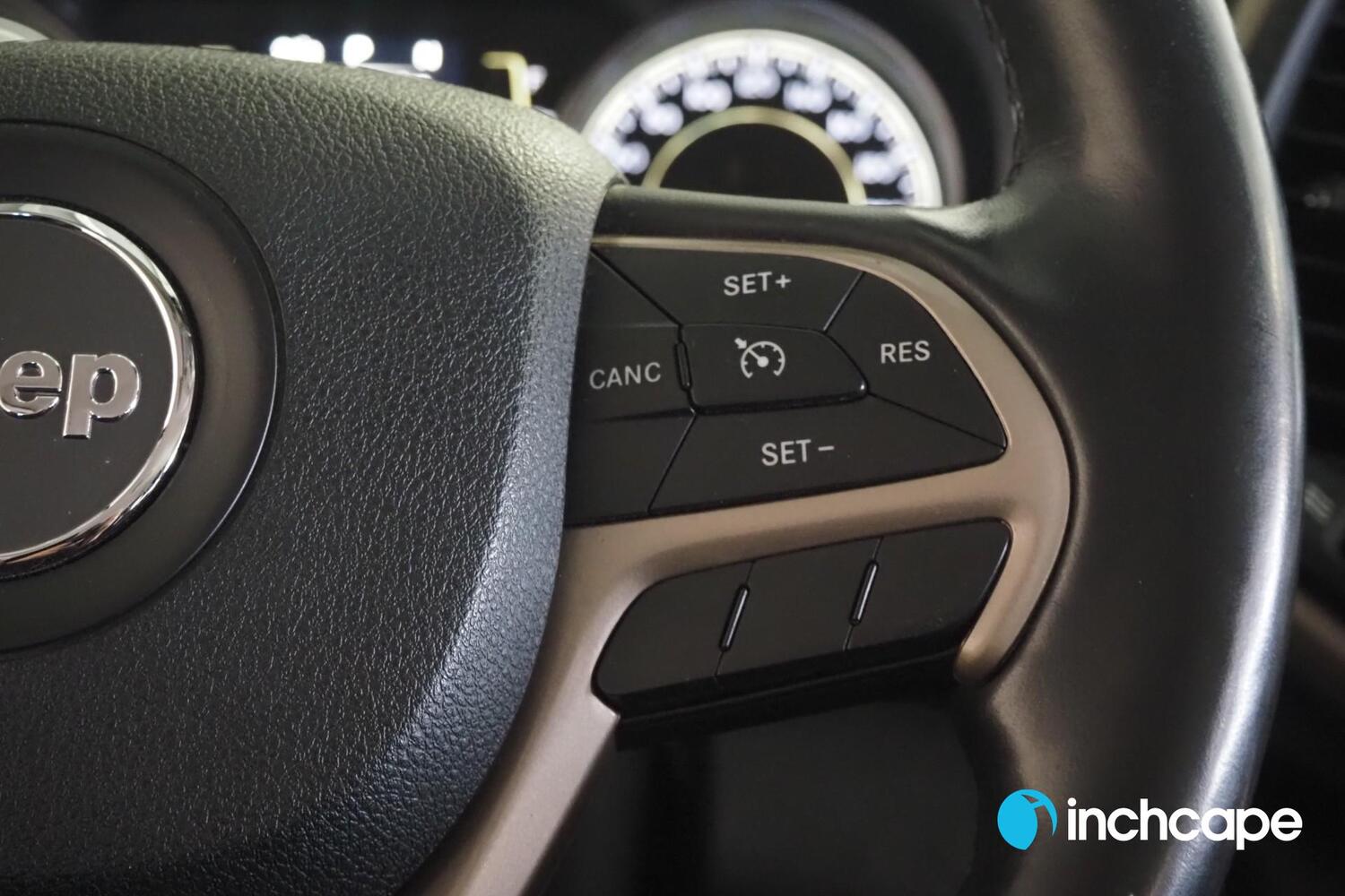 Jeep Cherokee vaihtoauto