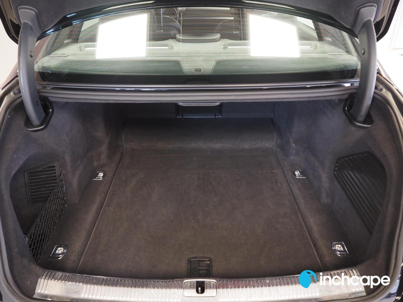 Audi A8 vaihtoauto