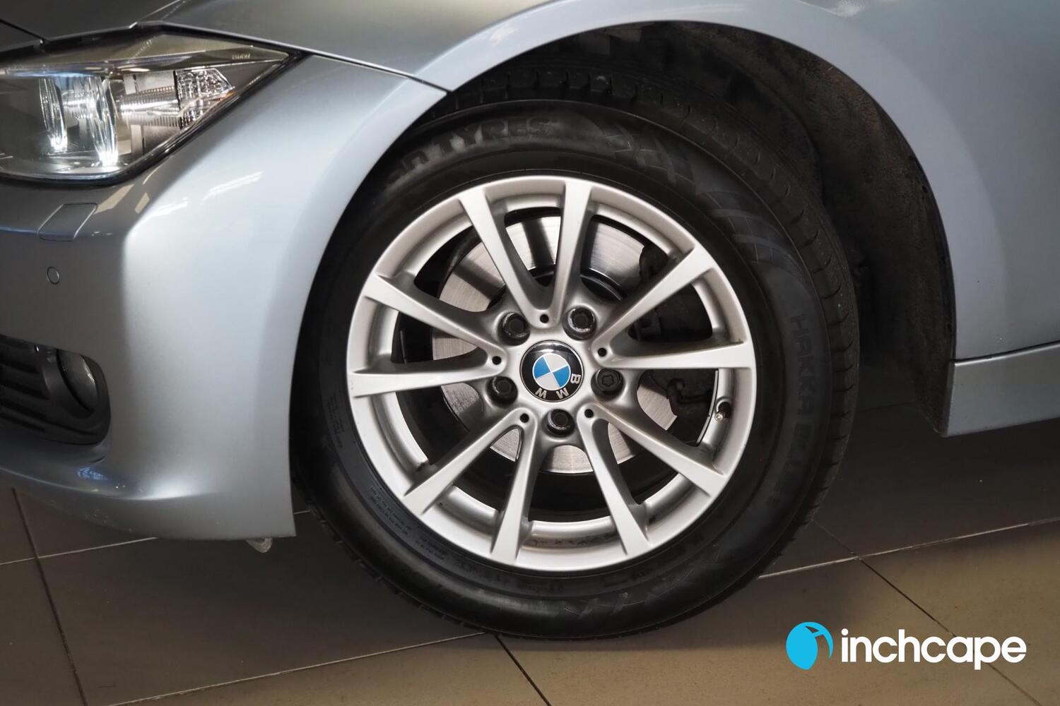BMW 320 vaihtoauto