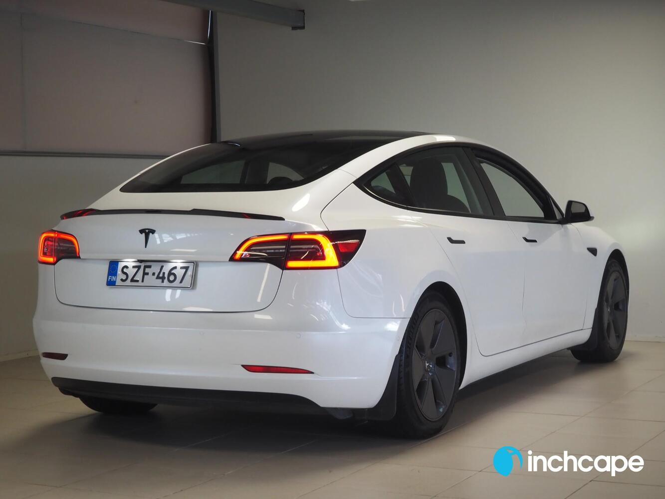 Tesla Model 3 vaihtoauto