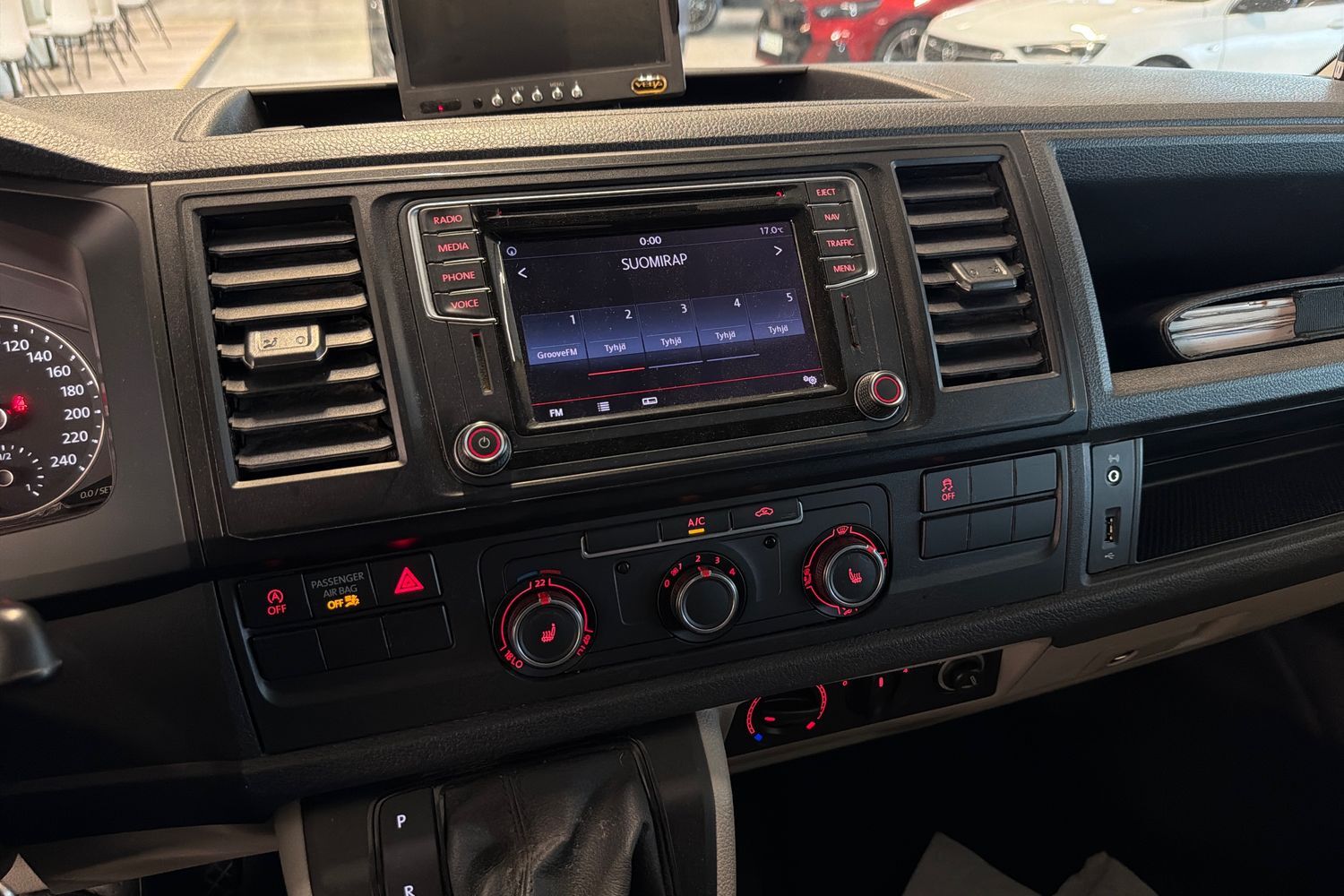 Volkswagen Transporter vaihtoauto
