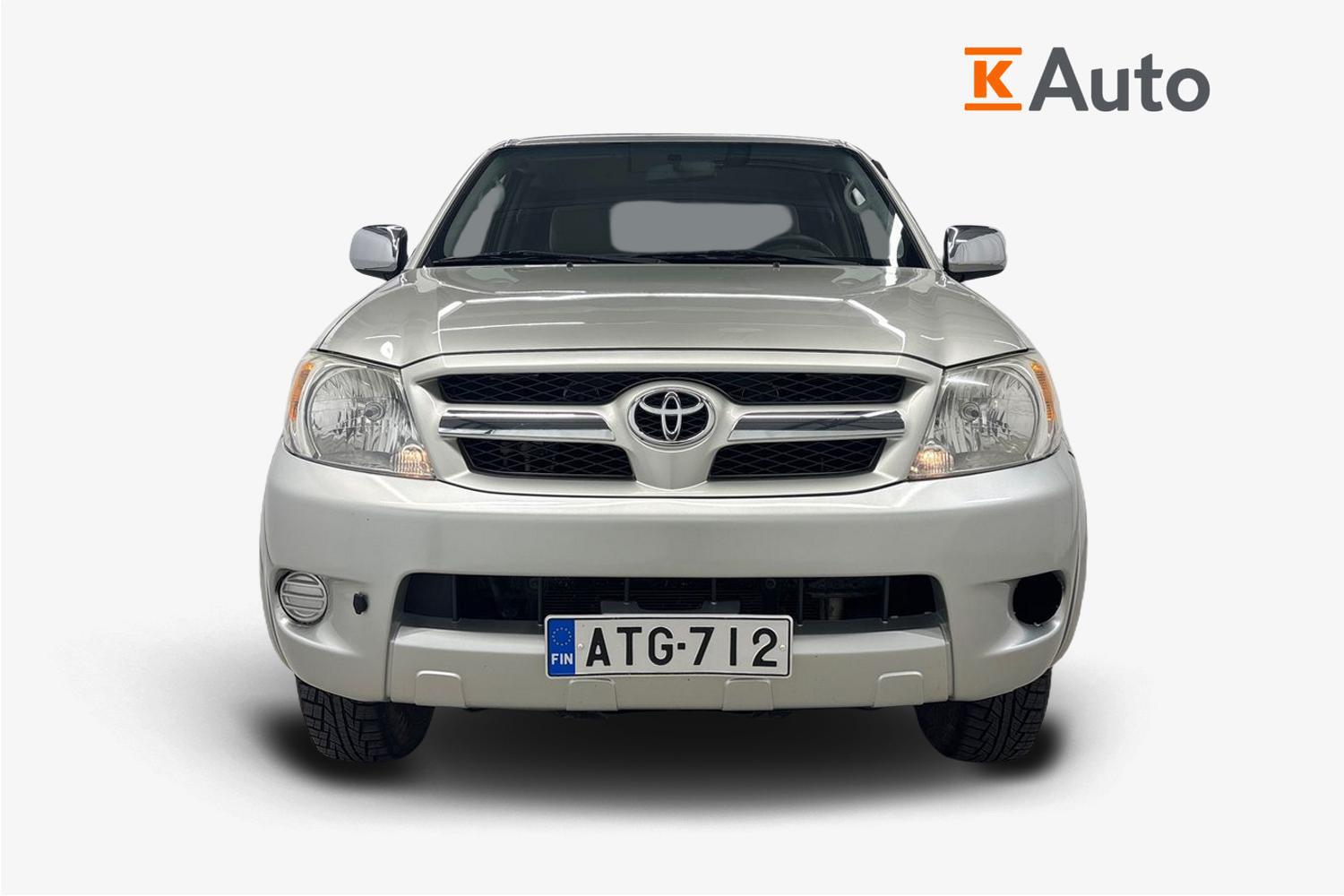 Toyota Hilux vaihtoauto