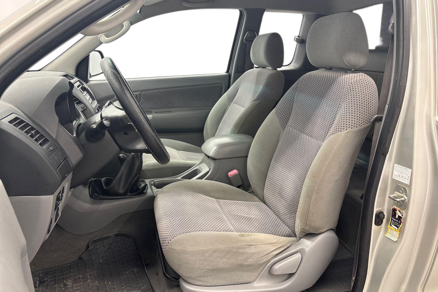 Toyota Hilux vaihtoauto