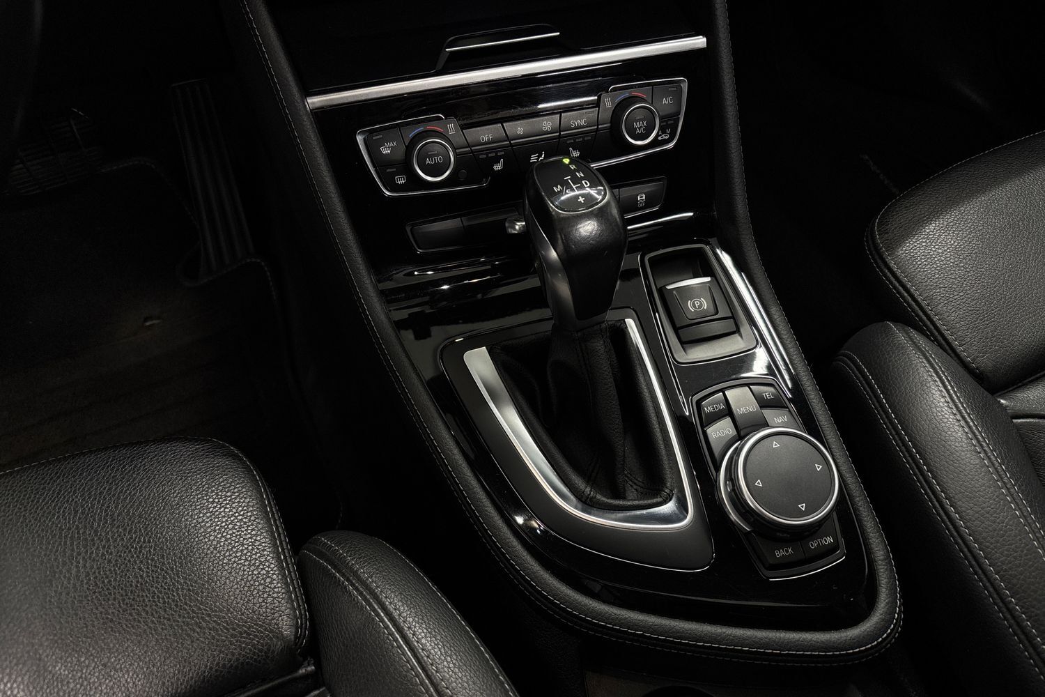 BMW 220 vaihtoauto