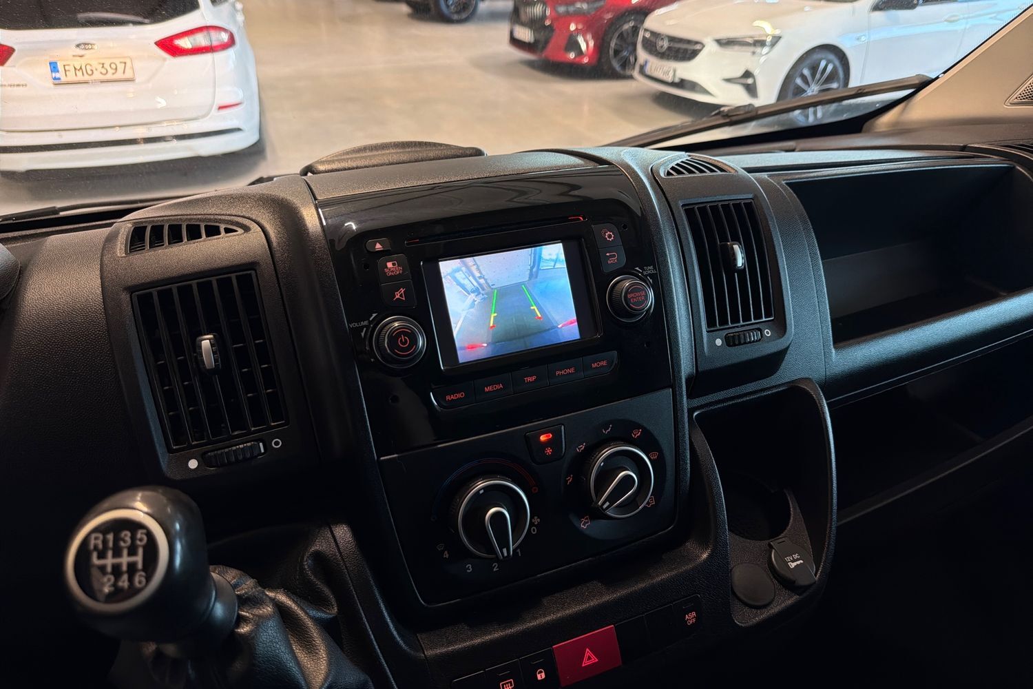 Peugeot Boxer vaihtoauto
