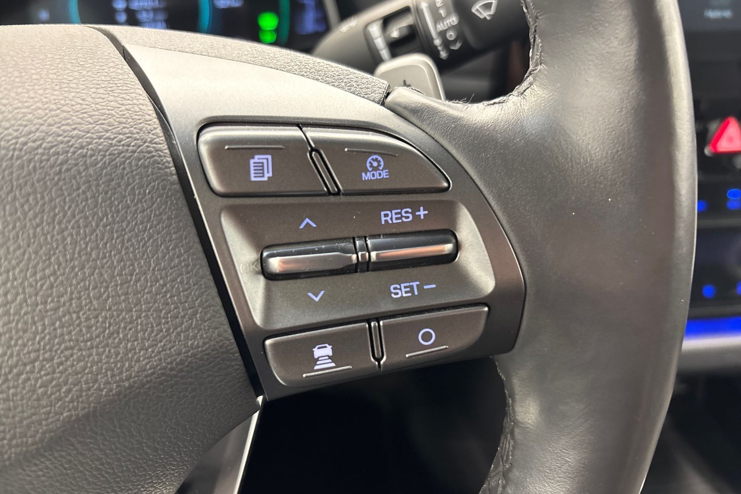 Hyundai IONIQ hybrid vaihtoauto