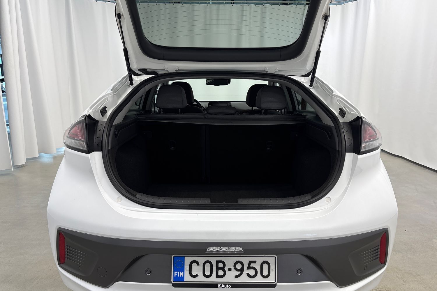 Hyundai IONIQ hybrid vaihtoauto