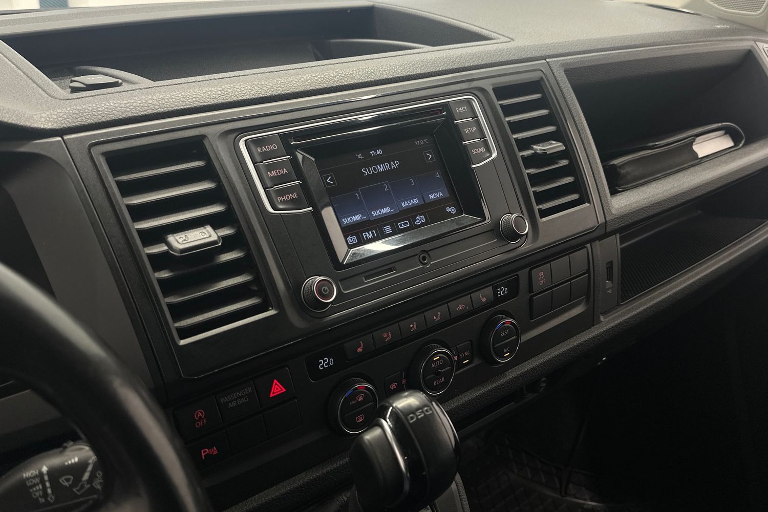 Volkswagen Caravelle vaihtoauto