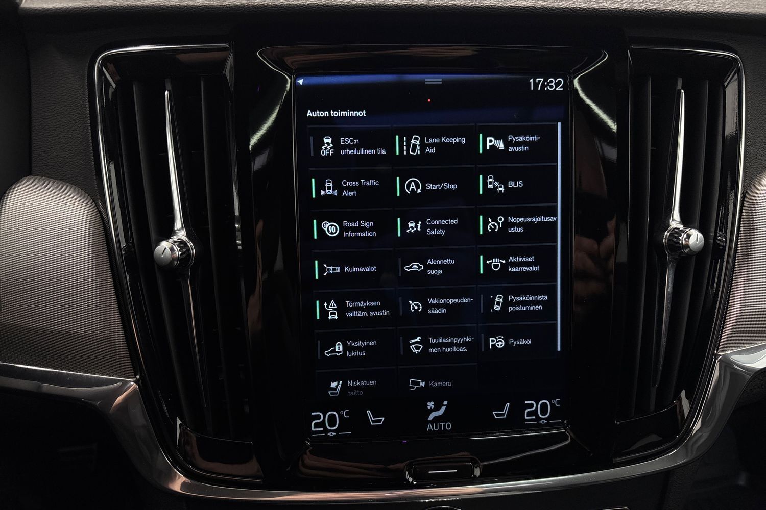 Volvo S90 vaihtoauto