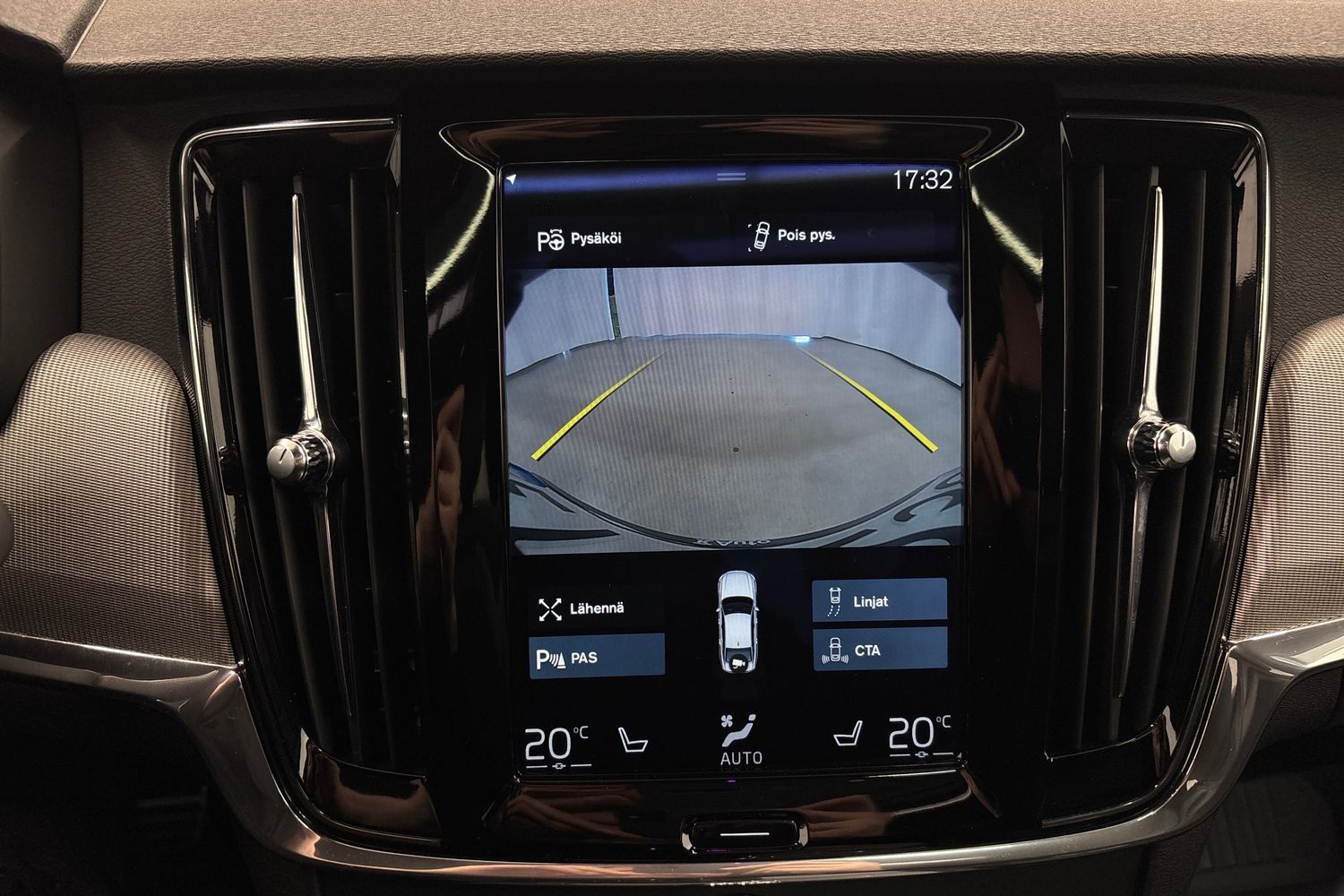 Volvo S90 vaihtoauto