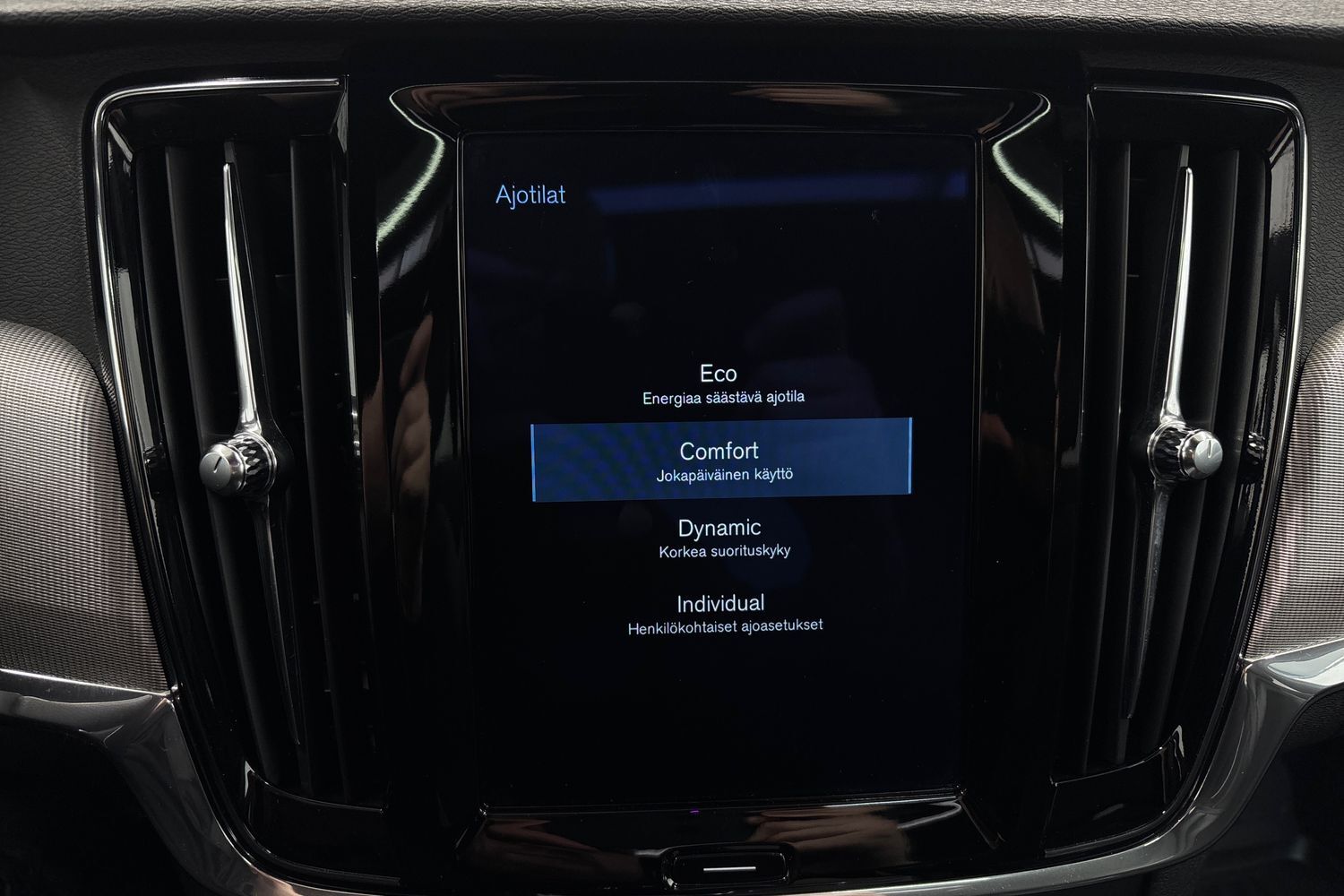 Volvo S90 vaihtoauto