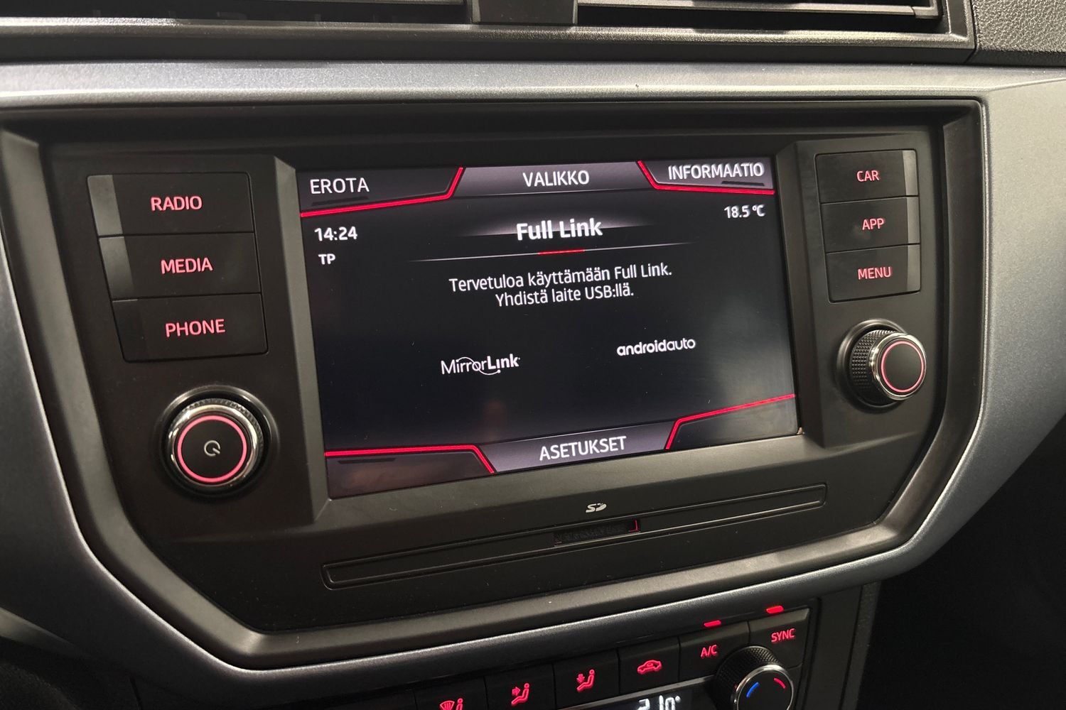 SEAT Arona vaihtoauto