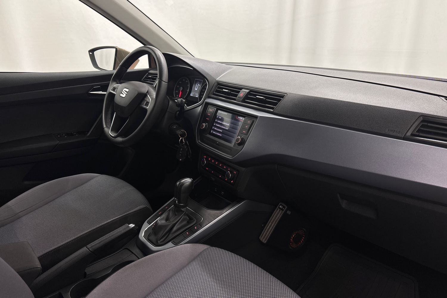 SEAT Arona vaihtoauto