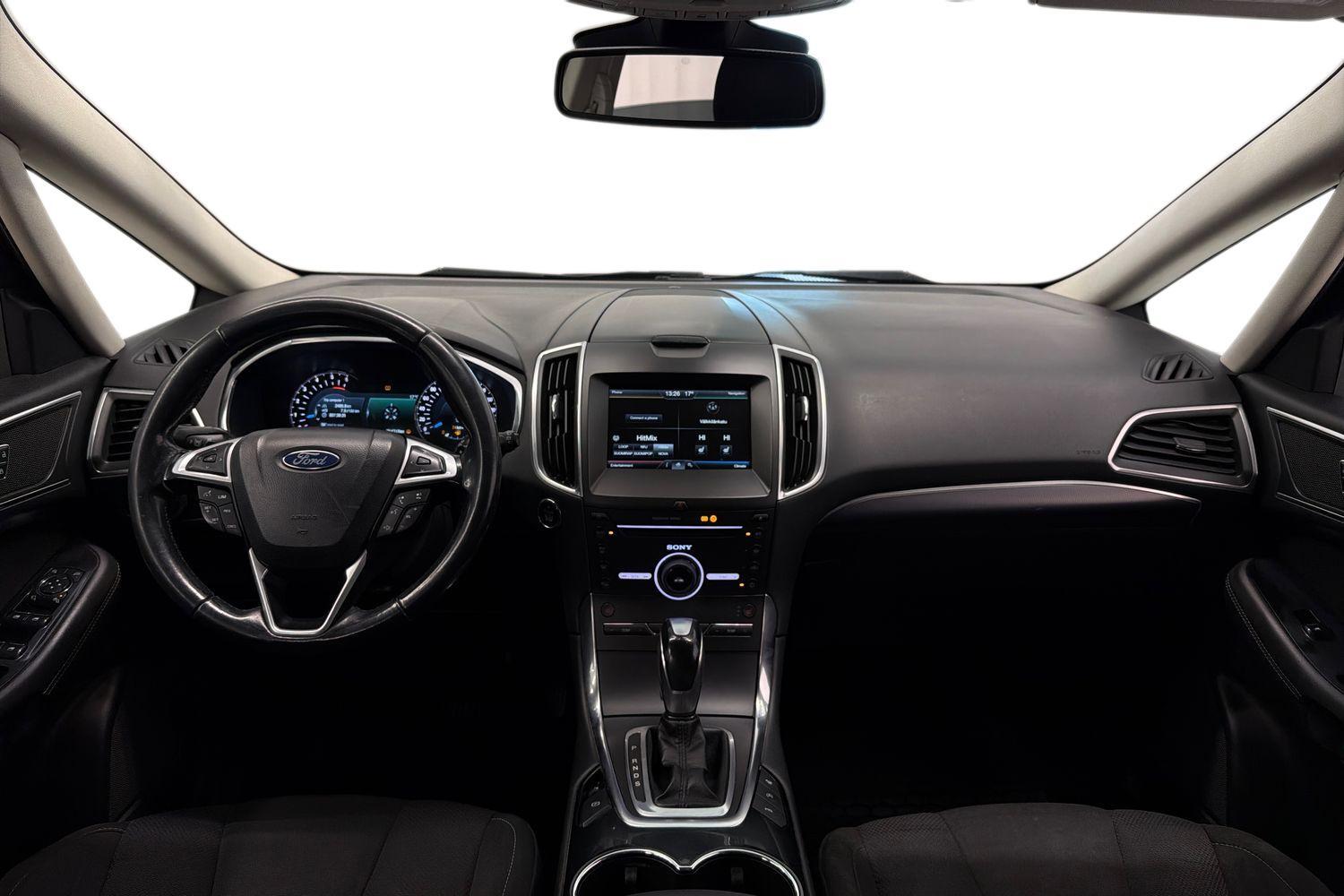 Ford S-MAX vaihtoauto