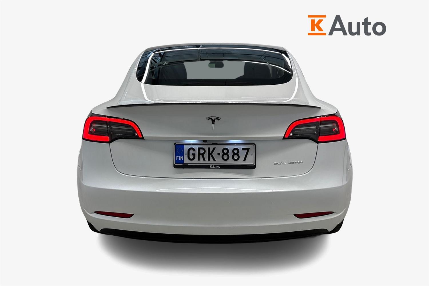 Tesla Model 3 vaihtoauto