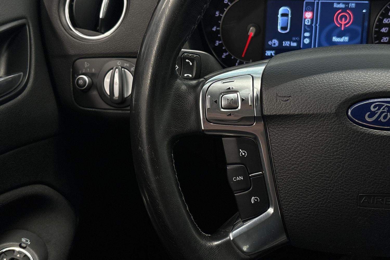 Ford Mondeo vaihtoauto