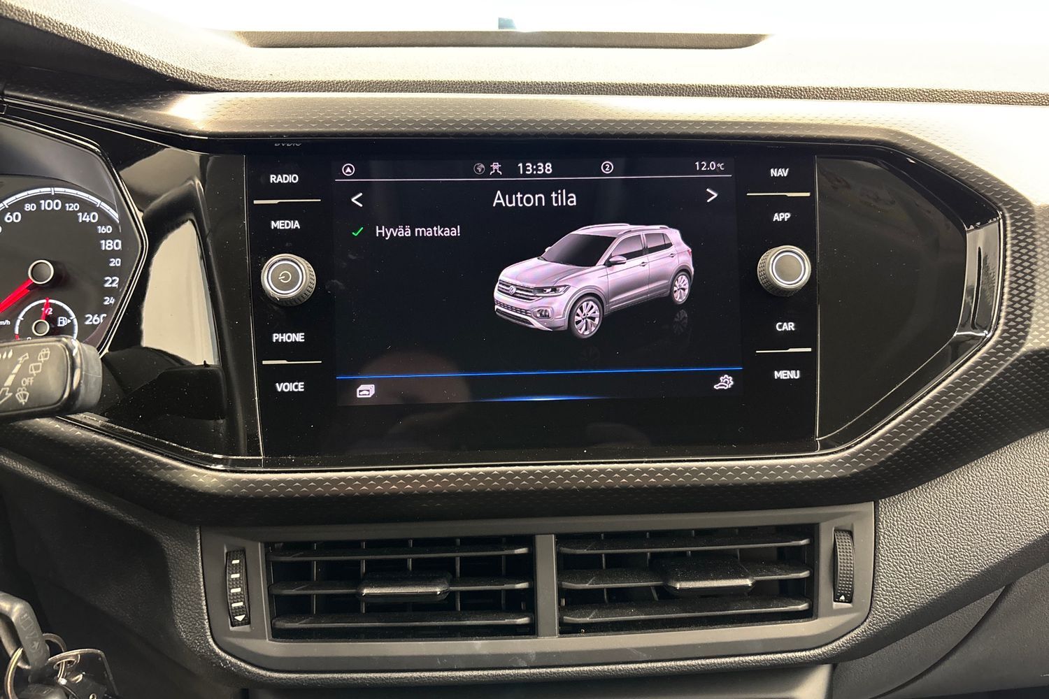 Volkswagen T-Cross vaihtoauto