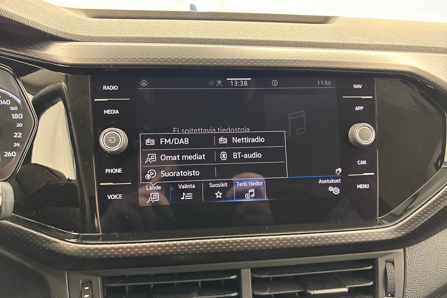 Volkswagen T-Cross vaihtoauto
