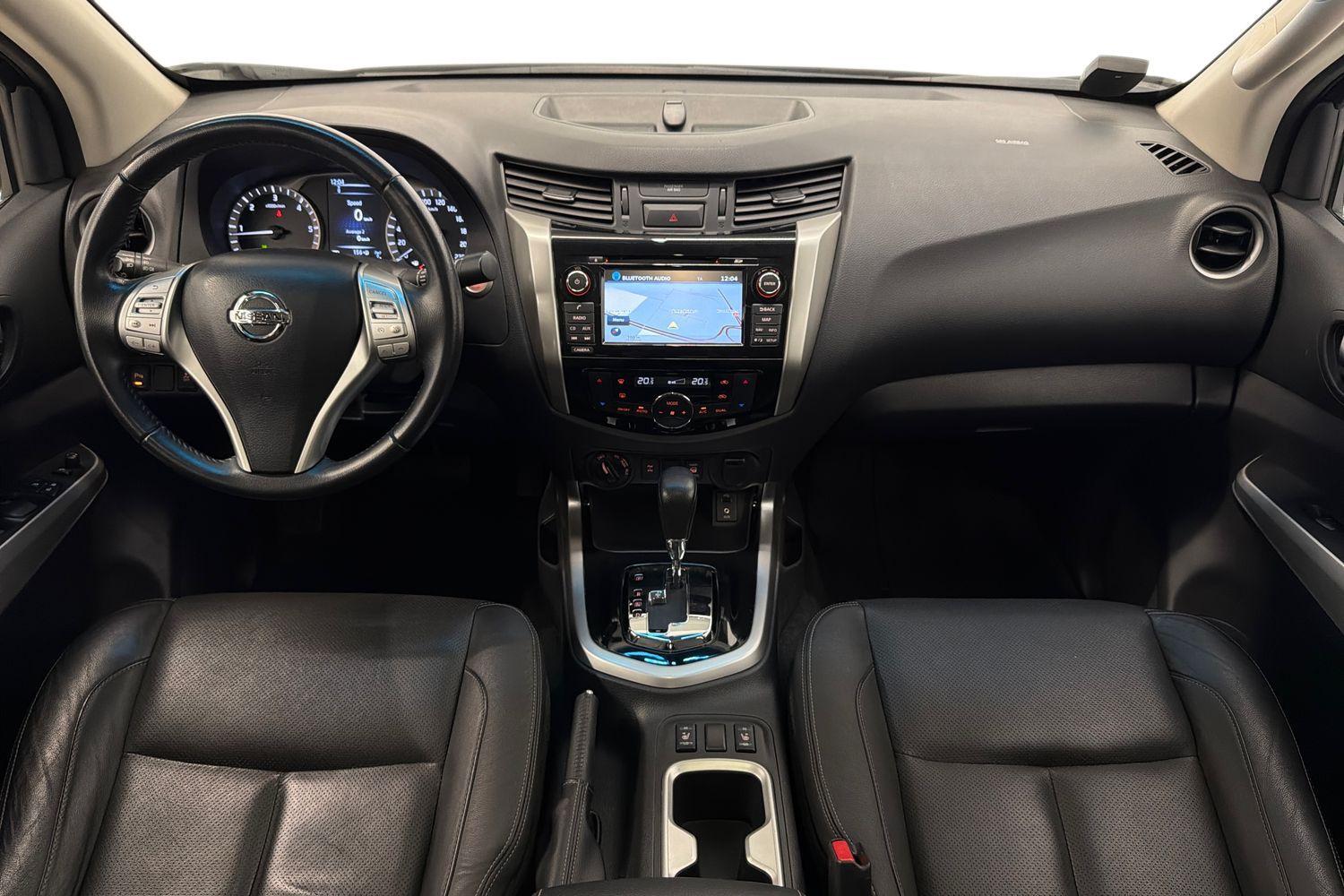 Nissan Navara vaihtoauto