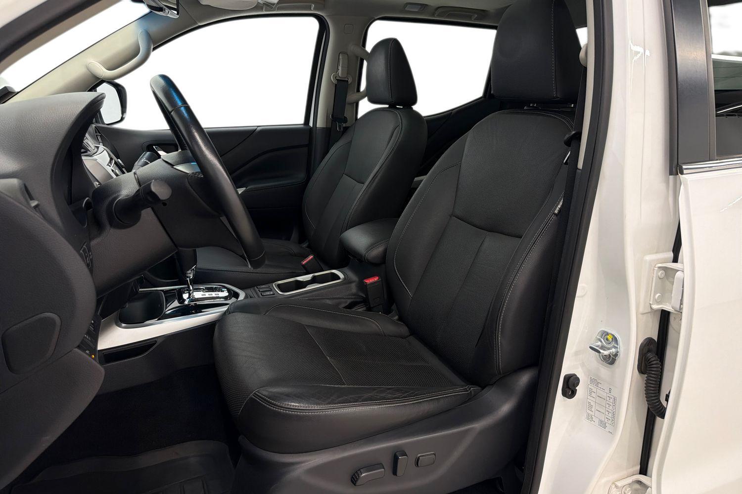 Nissan Navara vaihtoauto