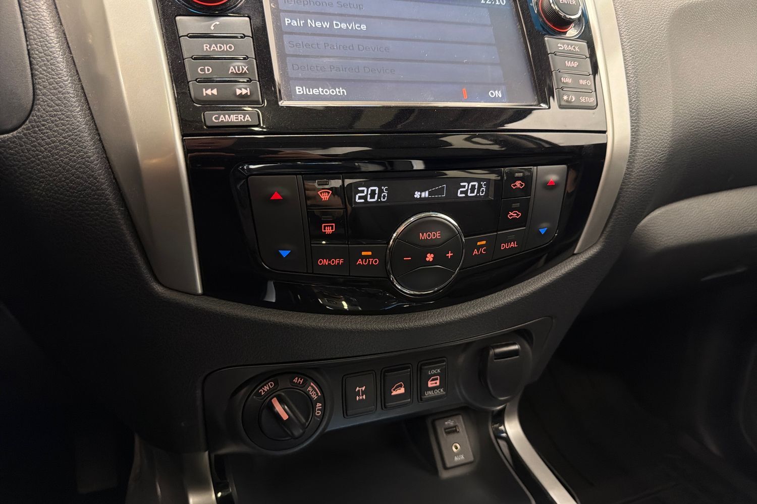 Nissan Navara vaihtoauto
