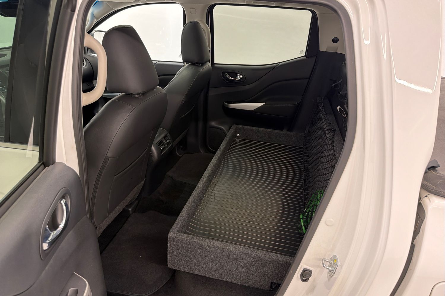 Nissan Navara vaihtoauto