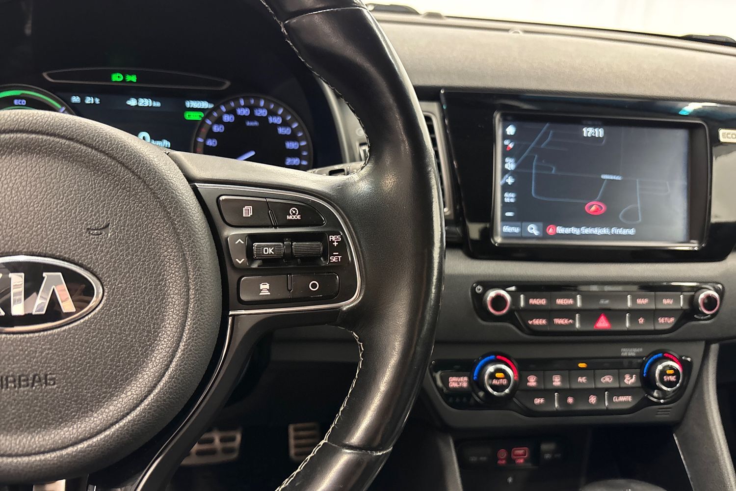 Kia Niro plug-in vaihtoauto
