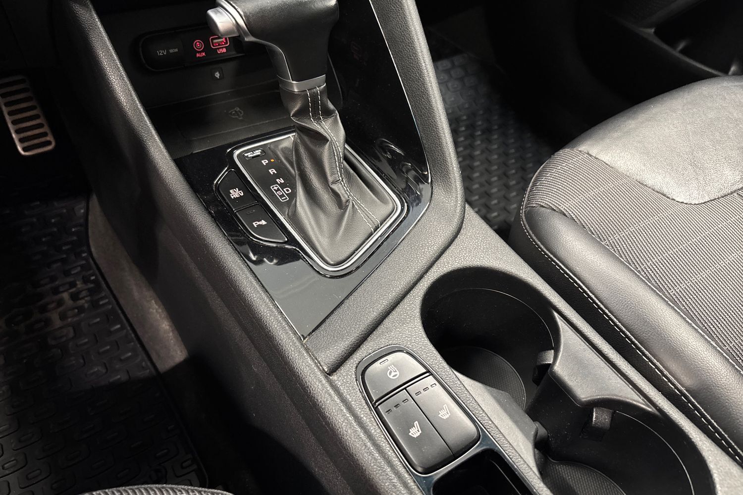 Kia Niro plug-in vaihtoauto