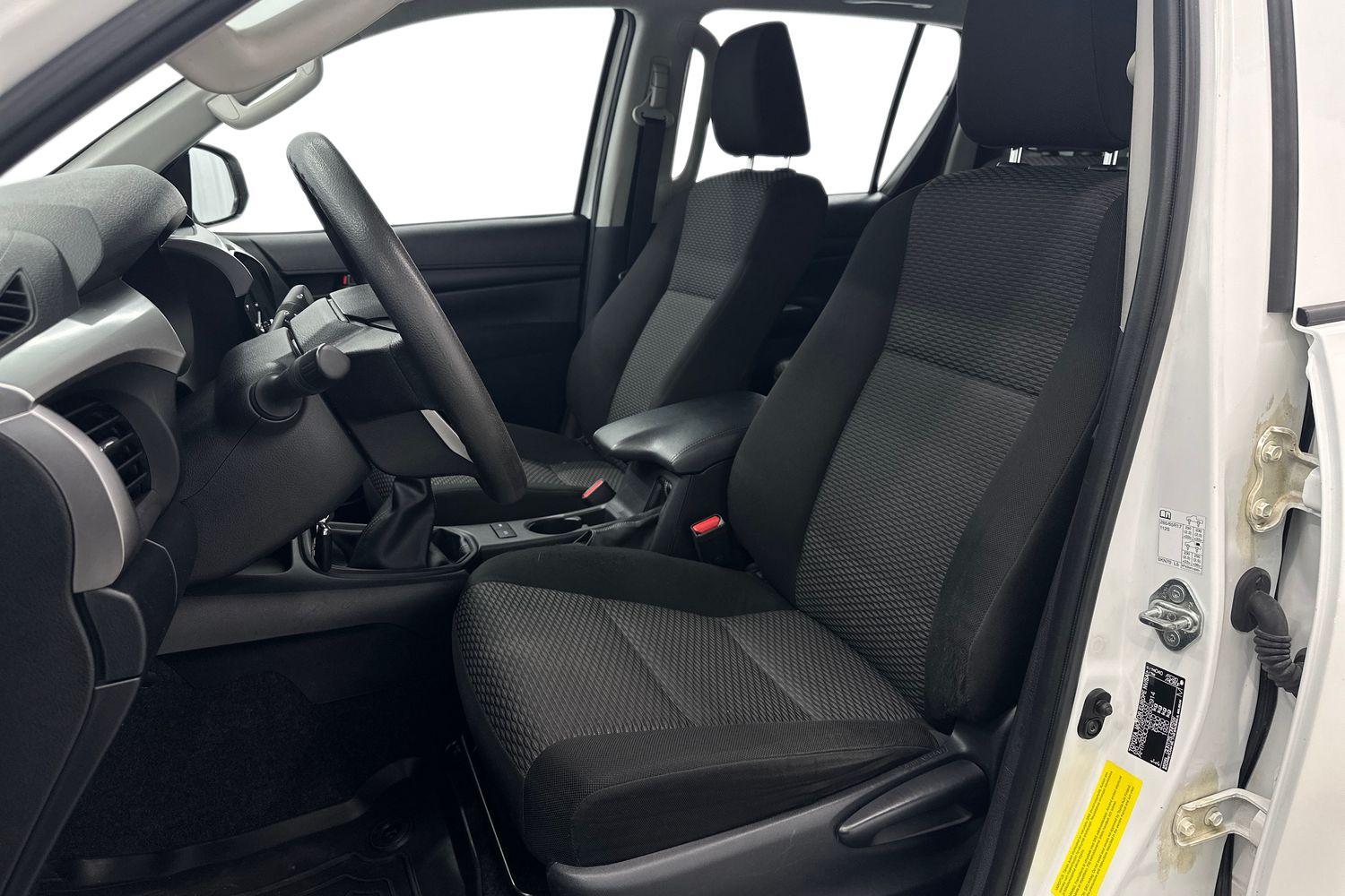 Toyota Hilux vaihtoauto