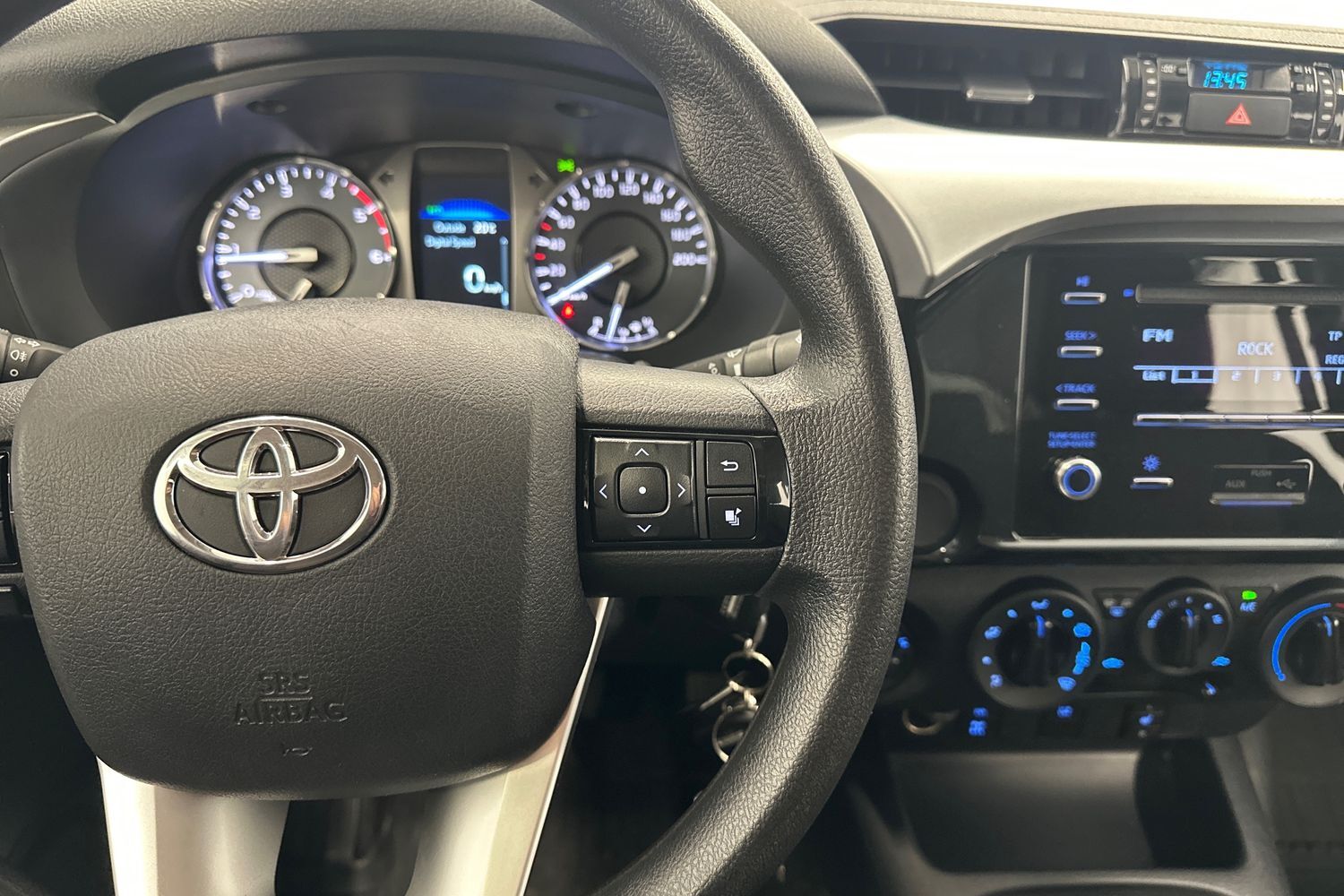 Toyota Hilux vaihtoauto
