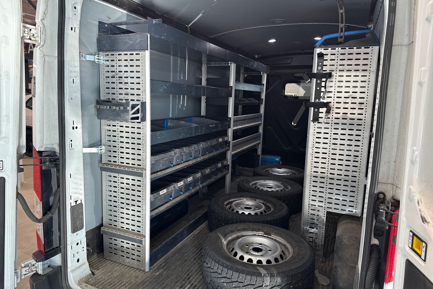 Ford Transit vaihtoauto