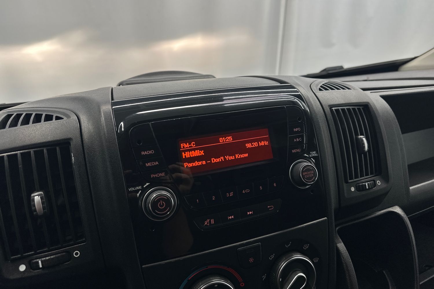 Peugeot Boxer vaihtoauto