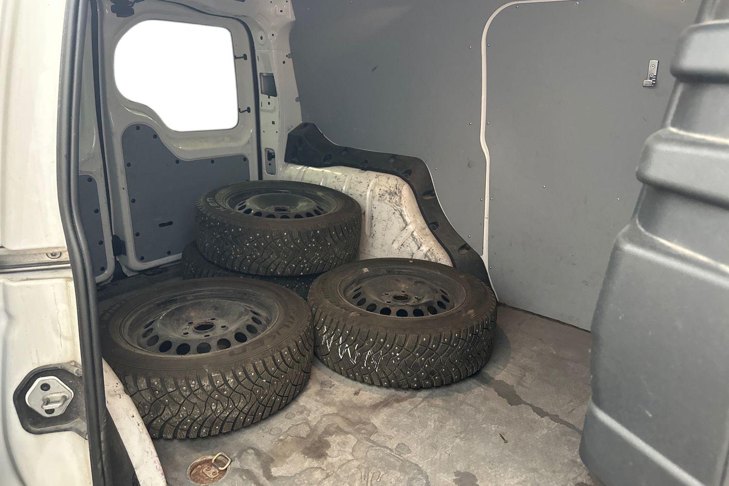 Volkswagen Caddy Maxi vaihtoauto